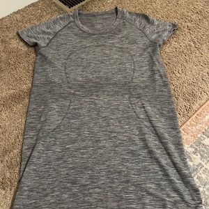 Swiftly Tech Short Sleeve